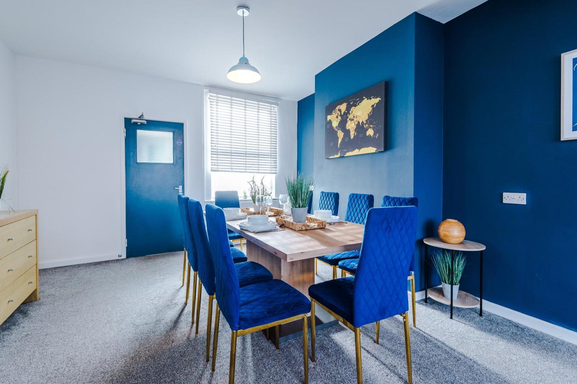 Large 7 Bedroom Town House In Chester City Centre Εξωτερικό φωτογραφία