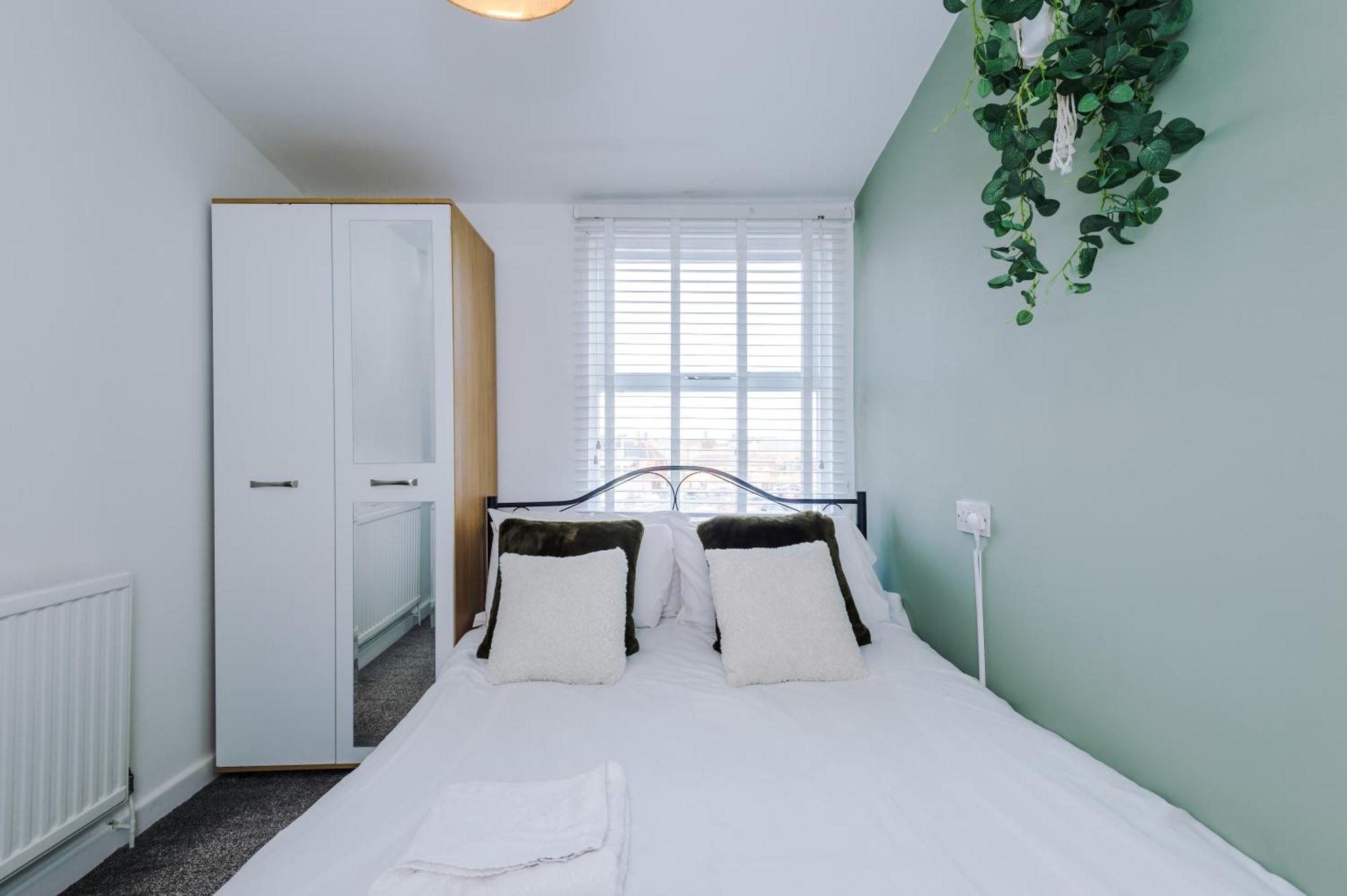 Large 7 Bedroom Town House In Chester City Centre Εξωτερικό φωτογραφία