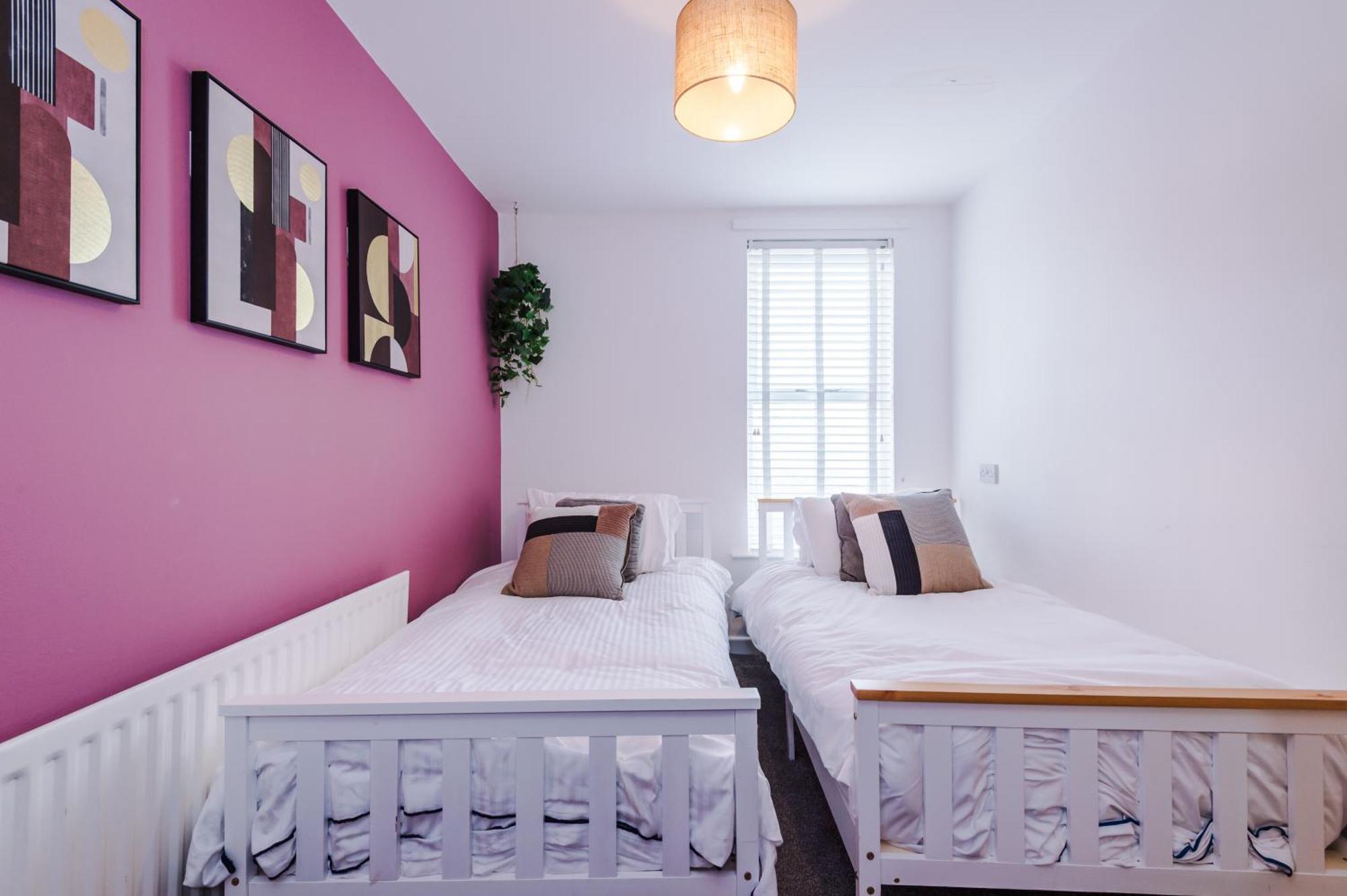 Large 7 Bedroom Town House In Chester City Centre Εξωτερικό φωτογραφία