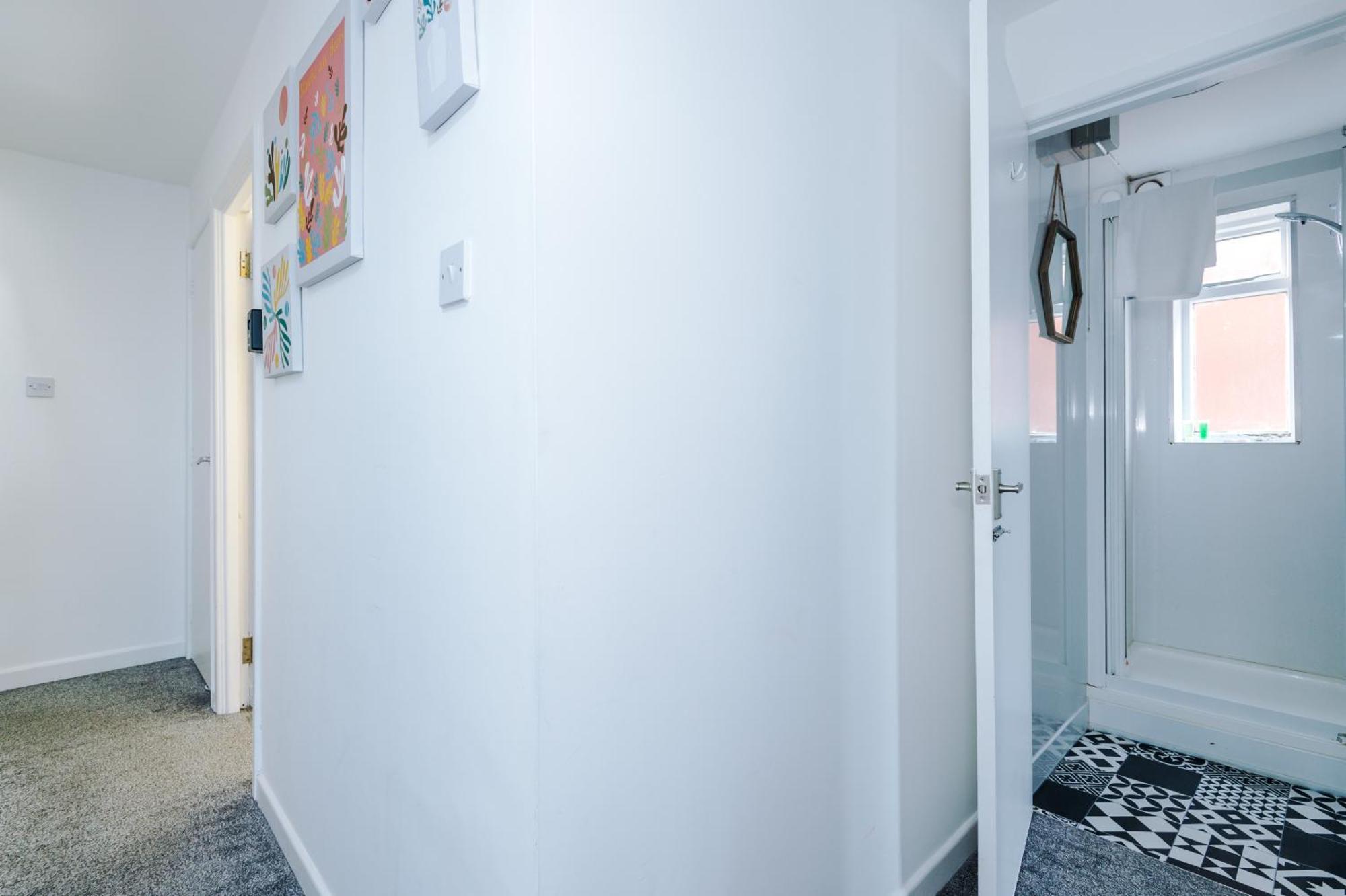 Large 7 Bedroom Town House In Chester City Centre Εξωτερικό φωτογραφία
