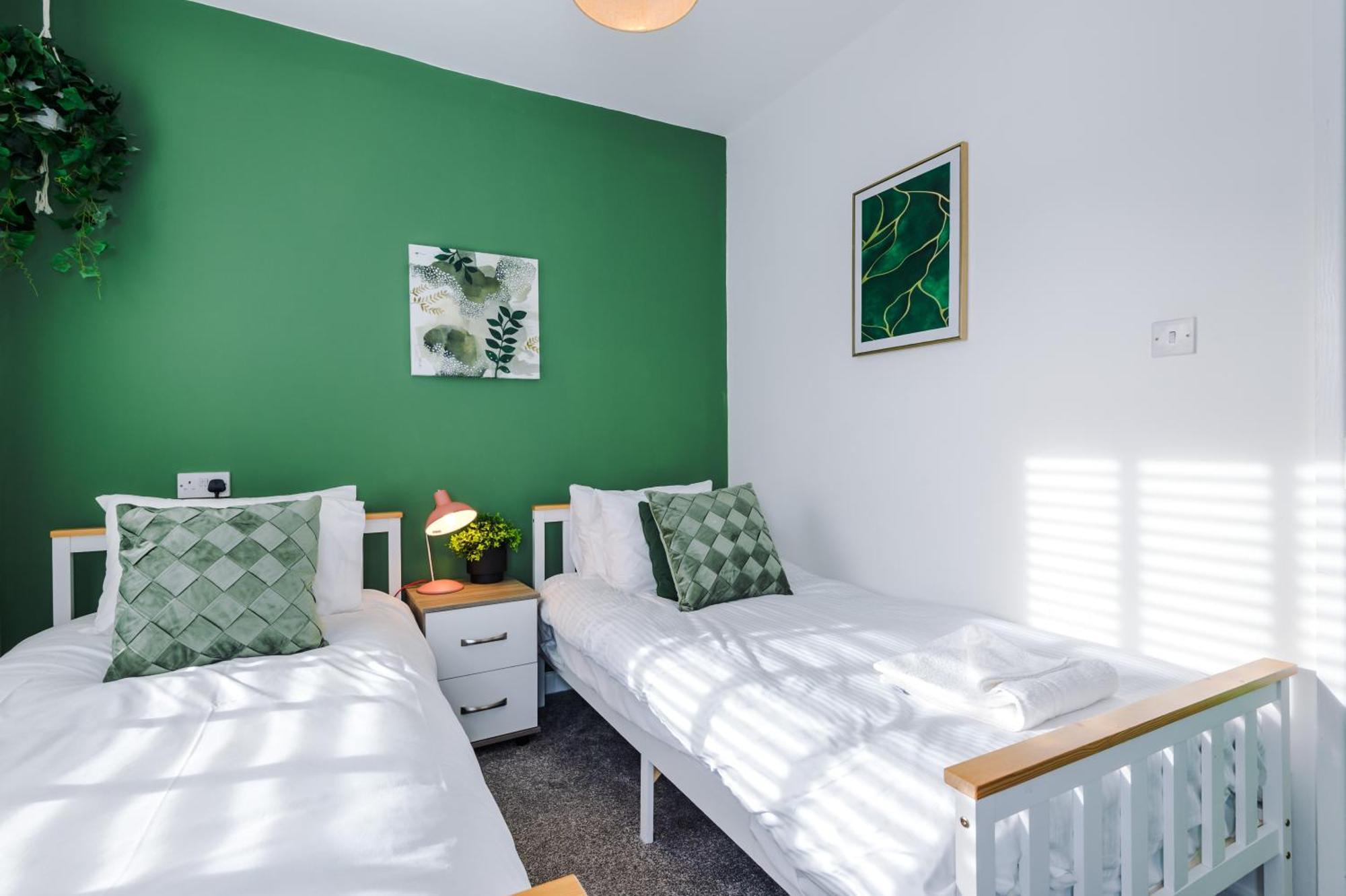 Large 7 Bedroom Town House In Chester City Centre Εξωτερικό φωτογραφία
